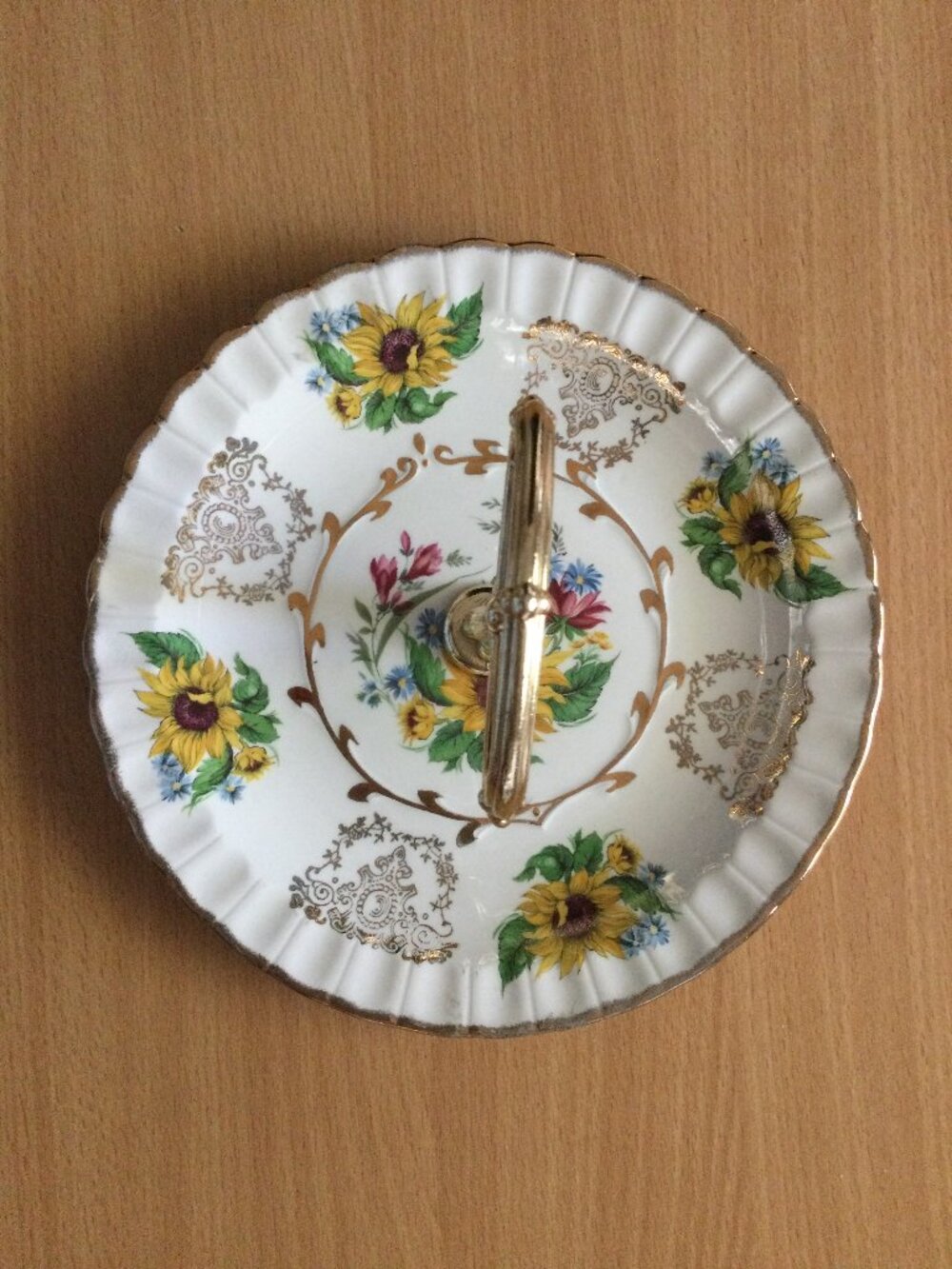 Vintage Avon wood and sons Alpine White Ironstone Snack tray plate metal handle